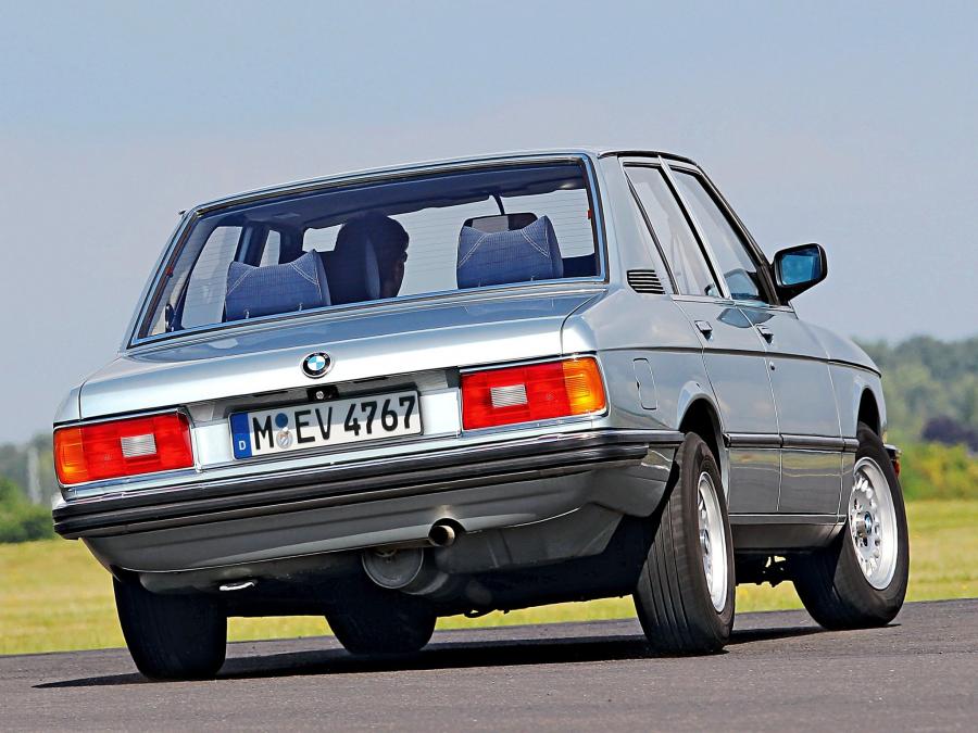  BMW 525 Sedan 1976 года  (фото 8 из 10)